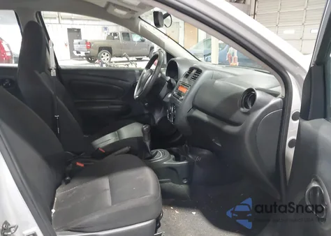 2017 Nissan Versa 1.6 S z USA, uszkodzony, nr VIN 3N1CN7AP5HL806436
